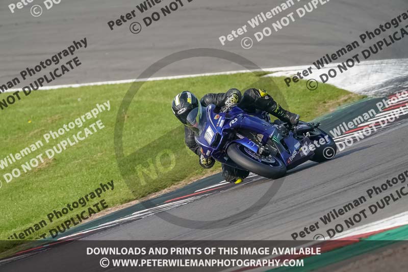donington no limits trackday;donington park photographs;donington trackday photographs;no limits trackdays;peter wileman photography;trackday digital images;trackday photos